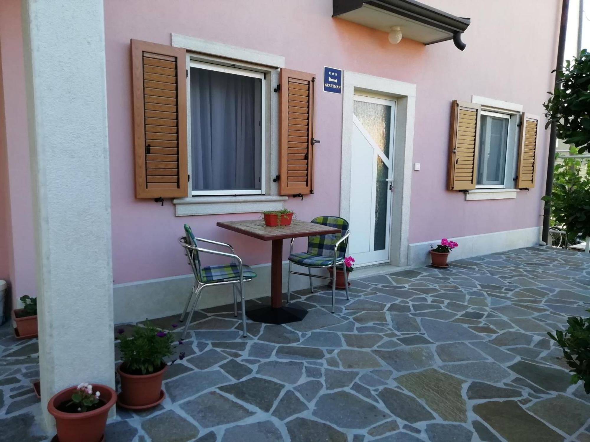Apartmani Vesna Buje Luaran gambar