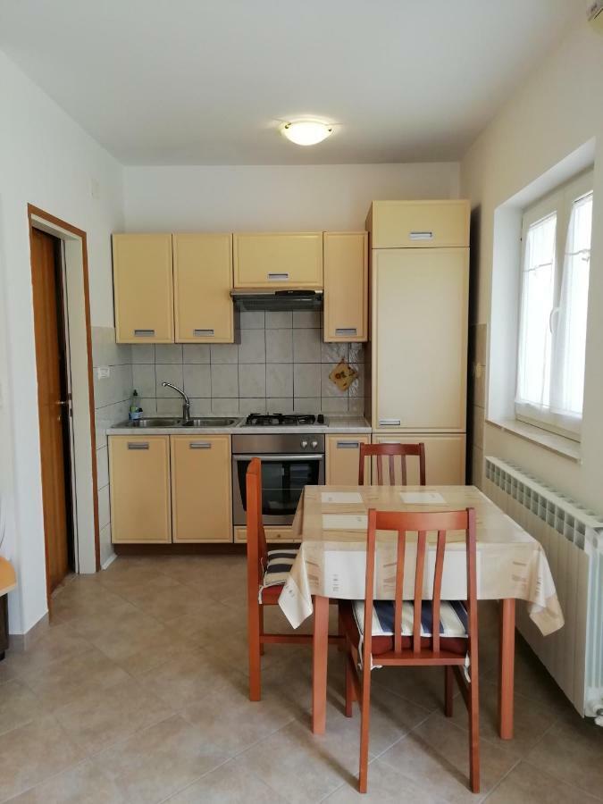 Apartmani Vesna Buje Luaran gambar